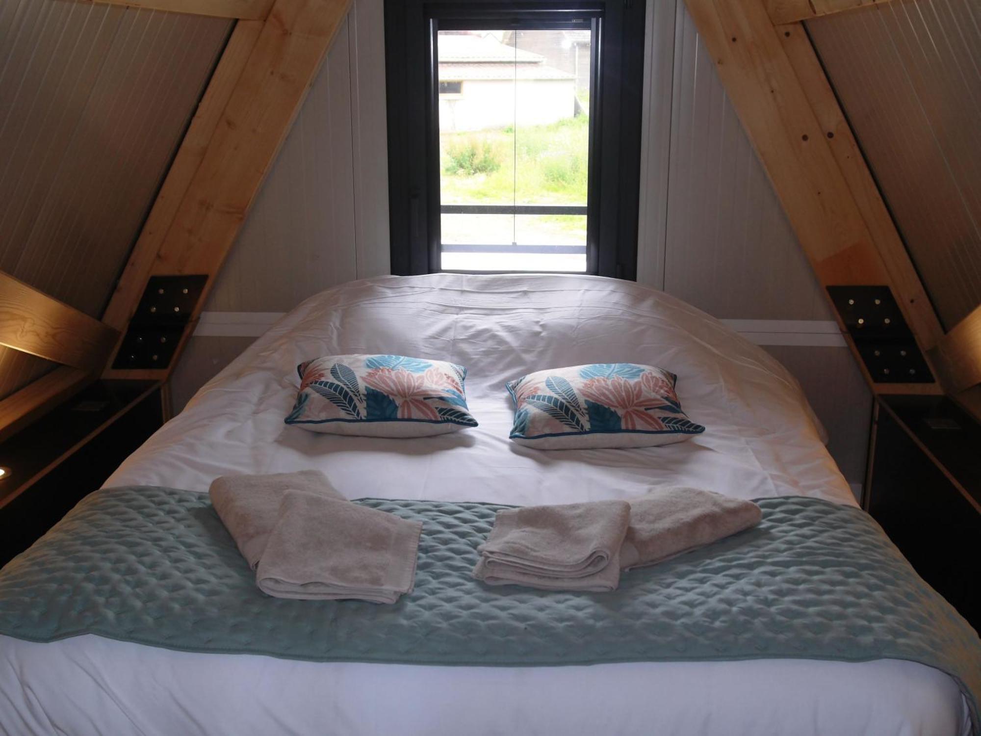 Auberge Saint Fergeux Gionges Eksteriør bilde
